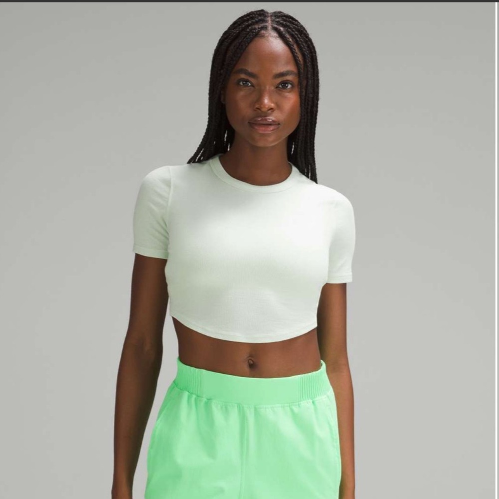 Lululemon Kohlrabi Green Hold Tight Cropped T-Shirt